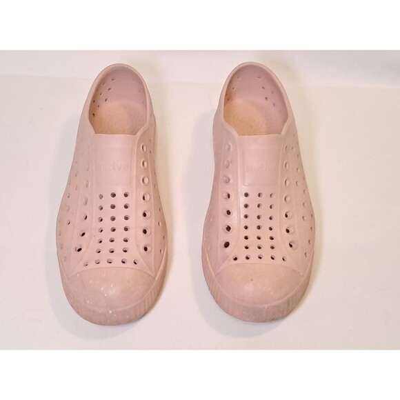 Native Jefferson Bloom Kids Slip-On Shoes Size J1 Chameleon Pink Shell Speckles - Picture 2 of 8